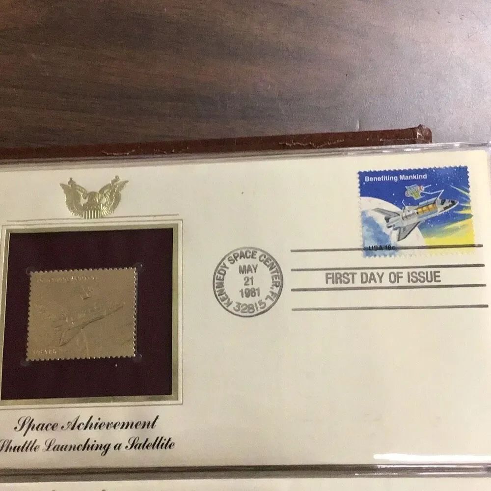 Vintage 19 8122 karat gold replica stamp, first day of issue, space achievement,